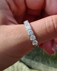 Anillo de Boda de Media Eternidad con Diamante Cultivado en Laboratorio de 0.90 CT, Oro Blanco de 14K/18K, Certificado IGI, VVS, Venta al Por Mayor de Fábrica para Mujer - Product Image 2