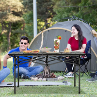 Mobilier d'extérieur Table et chaises de camping pliantes personnalisées Ensemble de chaises de table de barbecue d'extérieur pour le camping et les activités de pique-nique