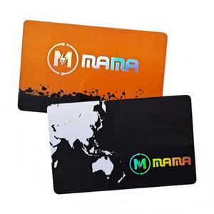 Carta RFID Impermeabile con Chip F08 Stampata in Oro Laser a 860 MHz per Uso come Carta Regalo a Prezzo di Fabbrica - Product Image 3