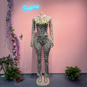 Conjunto de 2 Piezas de Ropa Casual para Mujer, Chaqueta Corta y Pantalones Ajustados hasta el Tobillo para Yoga y Tejido - Product Image 1