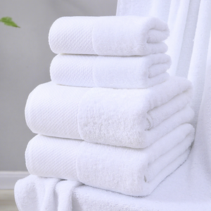 Serviettes de bain extra absorbantes pour hôtels, salons de beauté, spas et maisons d'hôtes - Blanc uni, option logo personnalisé - Product Image 2