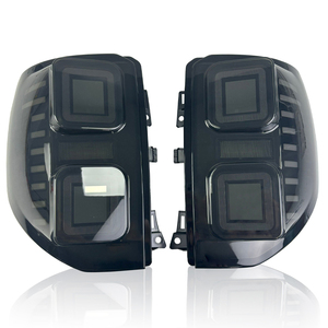 Gruppo Fanali Posteriori a LED 12V con Lente Fumé, Luci di Freno, Indicatori di Direzione e Retromarcia per <span class=keywords><strong>Ford</strong></span> Bronco <span class=keywords><strong>Sport</strong></span> 20-23 - Product Image 2