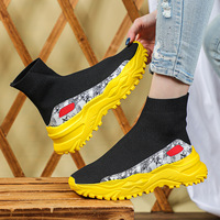 Chaussures de marche pour femmes grande taille en maille respirante, style décontracté à semelle épaisse et tendance