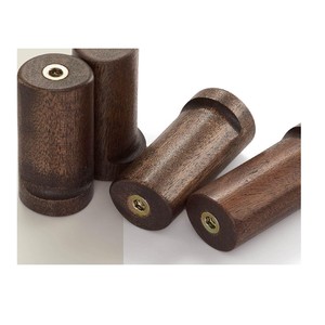 Ganchos de Madera de Nogal para Pared, Soportes Redondos para Gabinetes y Mesas con Inserto Metálico - Product Image 1