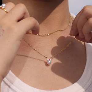 Conjunto de Joias com Laço e Pérolas, Banhado a Ouro 18K, Aço Inoxidável, Colar, Brincos, Anel e Pulseira para Meninas - Product Image 1
