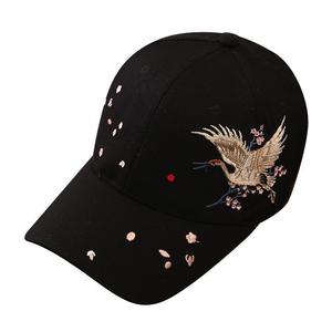 Gorra de Béisbol Bordada con Grulla Oriental y Flores, Elegante, para Protección Solar al Aire Libre, Venta al Por Mayor - Product Image 5