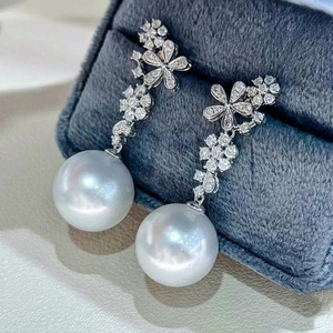 Orecchini da donna con fiori barocchi, eleganti per matrimoni, orecchini da festa e regalo - Product Image 3