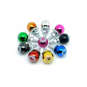 สกรูยึดป้ายทะเบียนแบบชุบโครเมียม 8-Ball เกลียว M6 ผลิตจากโลหะผสมสังกะสี สไตล์สปอร์ต สำหรับตกแต่งภายนอกรถยนต์ - Product Image 1
