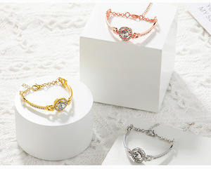 Bracelet de mode coréen pour femmes, best-seller, simple, élégant, polyvalent, bracelet en zircon, vente directe d'usine. - Product Image 5