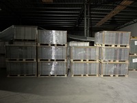 Carreaux de sol en vinyle laminé à dos sec résistant à l'usure Revêtement de sol en vinyle de luxe Plancher en vinyle Lvp en plastique