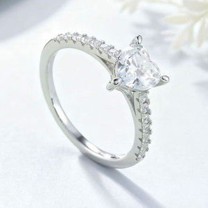 Huacan แหวนเพชรสำหรับผู้หญิงขนาด14K <span class=keywords><strong>18K</strong></span> สีทอง0.5ct 3ct หัวใจสำหรับห้องปฏิบัติการ - Product Image 2