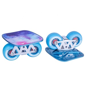 RS Wholesale <span class=keywords><strong>Freeline</strong></span> Drift Board สเก็ตบอร์ดกันลื่น ทนทาน ทำจากไม้เมเปิล โครงสร้างอะลูมิเนียม ล้อ PU พร้อมไฟ LED สีขาว สำหรับผู้ใหญ่ - Product Image 1