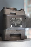 Presse plieuse avec contrôleur E300, système de contrôle CNC estun E300p