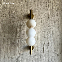 Lampe murale design en marbre avec accent sphérique en acier inoxydable pour la décoration du salon, de la chambre à coucher, du chevet et du couloir