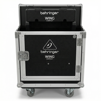 Flight case hydraulique sur mesure pour table de mixage numérique compacte avec doublure en EVA