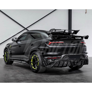 MSY Venatus Style Carbon Fiber Body Kits For Lamborghini Urus SE 2025+ - Product Image 4