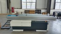 Scie à panneaux CNC pour le travail du bois, machine à découper le bois avec commande informatique