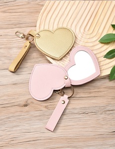 Llavero <span class=keywords><strong>con</strong></span> Logotipo Personalizado en Forma de Corazón, <span class=keywords><strong>Espejo</strong></span> Cosmético de Viaje Compacto y Portátil de Cuero PU <span class=keywords><strong>con</strong></span> Etiquetado - Product Image 2