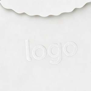 Bolsas de Papel Kraft Blancas Personalizadas con Asas Troqueladas, la Opción Preferida para Empacar Joyería y Dulces - Product Image 4