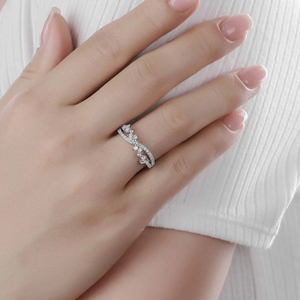 แหวนรูปหัวใจประดับเพชรซิคอนสีขาวจาก CANNER Fine Jewelry แหวนเงินแท้ 925 รูปหัวใจสำหรับหมั้นและแต่งงาน แหวนอินฟินิตี้สำหรับผู้หญิง - Product Image 5
