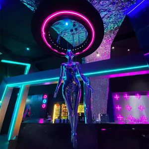 งานประติมากรรมหุ่นยนต์หญิงเรืองแสงขนาดเท่าคนจริง ดีไซน์จากโรงงาน ปรับแต่งได้ ผลงานของฮาจิเมะ โซไรมะ ทำจากไฟเบอร์กลาสและเรซิ่นสำหรับตกแต่งภายใน - Product Image 2