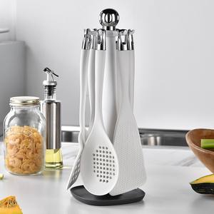 Soporte colgante antiadherente y seguro para utensilios de cocina, con <span class=keywords><strong>hebilla</strong></span> electrochapada, kit de siete piezas todo en uno de cucharas y espátulas - Product Image 3