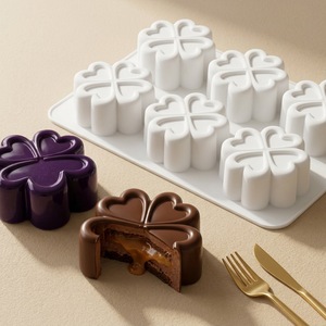 YLX Nouveau Moule en Silicone de Qualité Alimentaire pour Gâteau, Modèle Trèfle à Quatre Feuilles à 6 Cavités, pour Mousse Française, Compatible Four, Démoulage Facile, pour la Confection DIY Transfrontalière - Product Image 2
