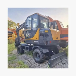 Excavatrice sur pneus HW60 de 6 tonnes, bon état, faible nombre d'heures, prix avantageux, à vendre - Product Image 4