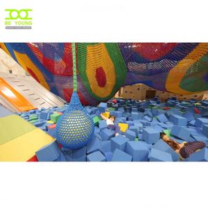 Buntes Kletterseil-Netz Weiches Spiel-Honeycomb-Labyrinth Trampolin Häkel-Kinder-Indoor-Regenbogen-Baum Kinder-Spielplatz Netz-Wand - Product Image 1