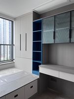 Plancher surélevé Tatami multi-niveaux personnalisé avec compartiments de rangement cachés pour bureau à domicile et espace de repos convertible