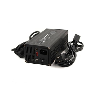 Chargeur intelligent de batterie <span class=keywords><strong>Li</strong></span>-ion 67,2V 5A 7A 8A 9A 10A utilisé pour les batteries de vélo électrique <span class=keywords><strong>Li</strong></span>-ion 16S 60V - Product Image 1