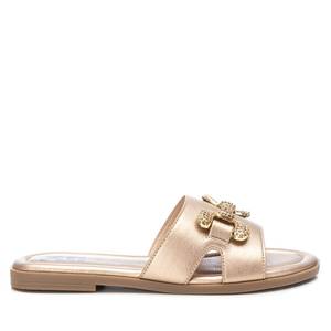 Zapatillas Planas para Mujer Xti 142938 Doradas con Detalle de Hebilla con Pedrería - Product Image 6