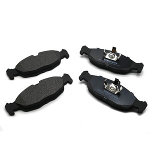 Piezas de sistema de frenos de cerámica D688 JLM21220/JLM21918 GDB1569 Pastillas de freno para <span class=keywords><strong>JAGUAR</strong></span> <span class=keywords><strong>XK</strong></span> OPEL Accesorios de coche Pastilla de freno de disco de rotura - Product Image 1