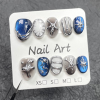 Faux ongles courts en acrylique foncés faits à la main, motif œil de chat bleu, lune et étoile, chrome liquide métallique argenté 3D, style gothique réutilisable