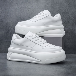 Baskets compensées de luxe pour femme, collection Printemps 2026, à bout rond, à lacets, couleur unie, en <span class=keywords><strong>cuir</strong></span> de vachette double couche, blanches, décontractées, rehaussantes - Product Image 2