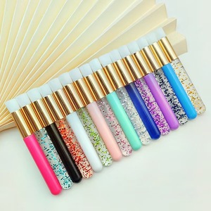 Cepillo suave para limpiar pestañas postizas, cepillo limpiador de espuma para pestañas, herramienta profesional para lavar pestañas, uso en salón y en casa - Product Image 4