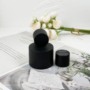 20g 30g 50g Pot cosmétique en plastique simple blanc avec couvercles Logo personnalisé - Product Image 1