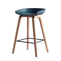 Chaise de bar haute design moderne et simple en bois massif de style nordique pour usage commercial