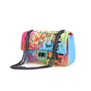 Sac bandoulière personnalisé en cuir PU pour femme, nouveau sac à main de créateur couleur arc-en-ciel, sac à bandoulière graffiti pour femme, sac à main - Product Image 3
