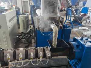 Granulador de reciclaje de plástico Materia prima PP PVC Residuos Trituradora de plástico Máquina trituradora de reciclaje de plástico automática - Product Image 4