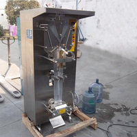 Machine automatique de remplissage et de scellage de sachets d'eau Machine d'emballage automatique de lait liquide de 1000 ml pour l'eau pure de jus