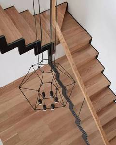 <span class=keywords><strong>Escalier</strong></span> à double poutre <span class=keywords><strong>en</strong></span> zigzag personnalisé style New York avec monte-<span class=keywords><strong>escalier</strong></span> fermé - Product Image 4
