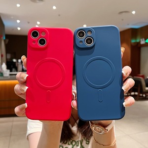 Coques magnétiques en silicone liquide de luxe tendance 2025, type <span class=keywords><strong>original</strong></span> officiel pour iPhone 16 15 14 13 12 11 Pro Max - Product Image 5