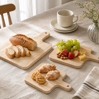 Lot de 3 planches de service en bois d'hévéa, tailles variées, rectangulaires, avec poignées, pour pizza, pain et fruits
