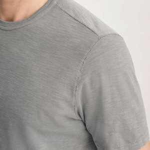Nouveauté : T-shirts pour hommes coupe classique, dernière mode, tissu léger et confortable, avec logo personnalisé à faible MOQ - Product Image 5