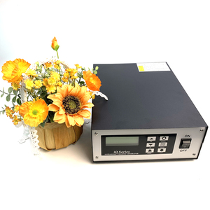 Caja plástica ultrasónica de la soldadura 15KHZ/20KHZ para el equipo de soldadura ultrasónica - Product Image 4