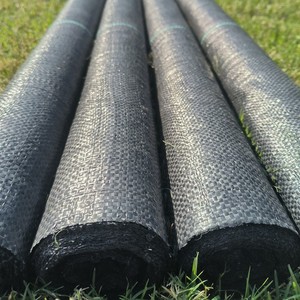Toile de paillage anti-mauvaises herbes Xuli de Chine, couverture de sol noire anti-UV, toile de paillage en géotextile tissé en PP, <span class=keywords><strong>film</strong></span> de paillage en plastique - Product Image 6
