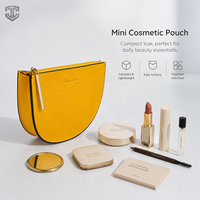 Pochette de maquillage imperméable en PVC demi-lune, sac cosmétique en cuir végétalien en forme de D, fermeture éclair dorée, légère, pliable, pochette de voyage GWP