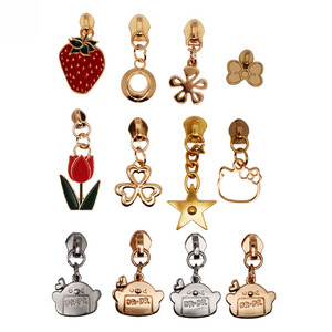 Bán Buôn Kim Loại Tùy Chỉnh Thiết Kế Logo Dây Kéo Kéo Đầu Chất Lượng Cao Fancy Dây Kéo Thanh Trượt Cho Túi - Product Image 2