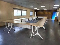 Table de formation pliable, bureau de conférence mobile pour projet de bureau commercial, fabricant sur mesure